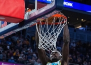 西亚卡姆官方公布新规，助攻爆棚引发争议，火箭球迷热议！