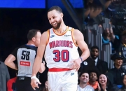 勇士复出首战，连续三场30+状态火爆，爵士成为焦点！